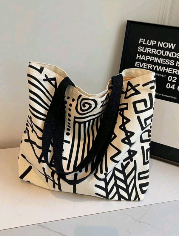 Tote Bag with Zip - Strip Pattern - Beige/Black